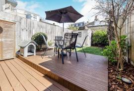4 bedroom, Terraced House for sale