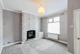 2 bedroom, Terraced House for sale