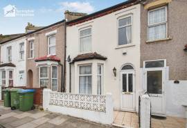 3 bedroom, Terraced House for sale