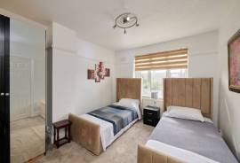 3 bedroom, Terraced House for sale