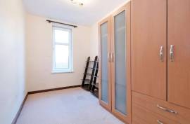 4 bedroom, Maisonette for sale