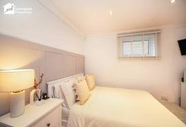 2 bedroom, Maisonette for sale