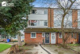 2 bedroom, Maisonette for sale
