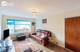 4 bedroom, Semi-detached house for sale