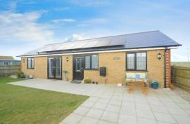 2 bedroom, Detached bungalow for sale