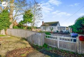 2 bedroom, Detached bungalow for sale