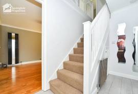 5 bedroom, Detached house for sale