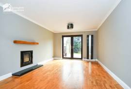 5 bedroom, Detached house for sale