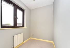 5 bedroom, Detached house for sale