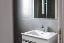 2 Bedroom Top Floor Charming Apartment - Paralimni, Famagusta
