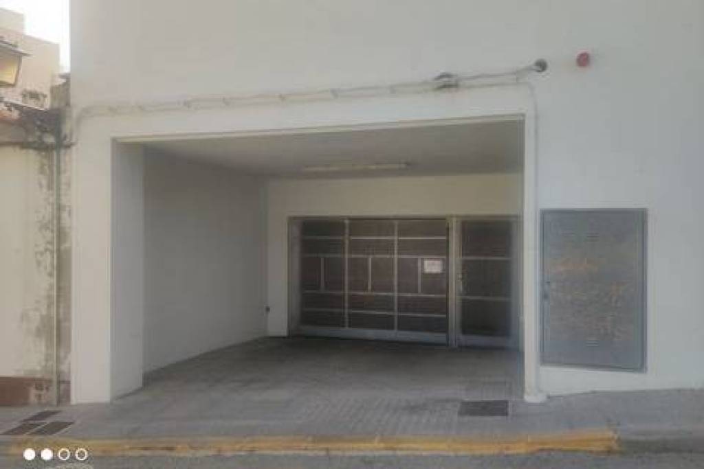 Garage space for sale in Orba
