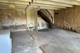 €145000 - 4 Bedroom Old House in a Superb Setting