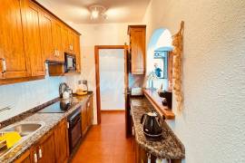 2 Bedroom Apartment in La Colina Complex For Sale In Los Cristianos LP23868