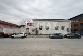 Building 1856 sq.m for sale