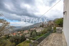 Maisonette 250 sq.m for sale