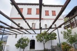 Maisonette 250 sq.m for sale