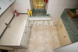 Maisonette 250 sq.m for sale