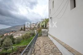 Maisonette 250 sq.m for sale