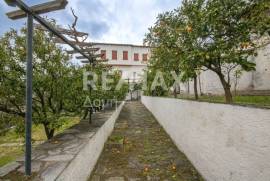 Maisonette 250 sq.m for sale