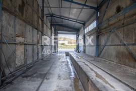 Building 400 sq.m for sale