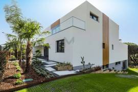 Brand new 4+2 bedroom villa, contemporary style Brand new 4+2 bedroom villa, contemporary style