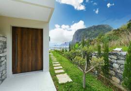 Luxury Villa with Pool - 3 Bedrooms in Faial