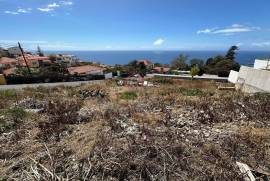 Urban land with 618m² for Construction - Funchal