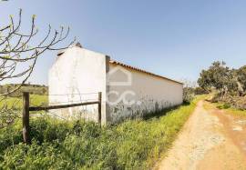 Farmhouse Portel Oriola