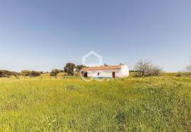 Farmhouse Portel Oriola