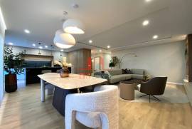 4 Bedroom Apartment Portas City Montijo