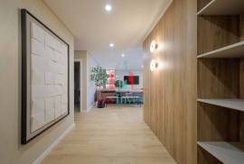 4 Bedroom Apartment Portas City Montijo