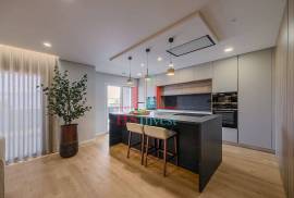 4 Bedroom Apartment Portas City Montijo