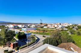 3 bedroom apartment for sale in Parchal, Lagoa