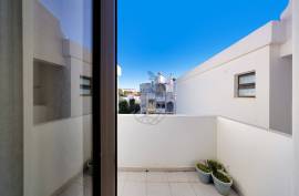 3 bedroom apartment for sale in Parchal, Lagoa