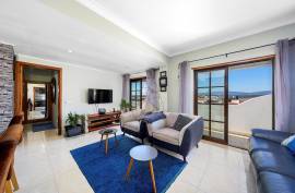 3 bedroom apartment for sale in Parchal, Lagoa