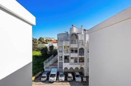 3 bedroom apartment for sale in Parchal, Lagoa