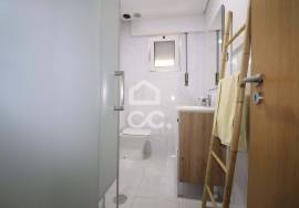3 bedroom apartment with terrace and storage