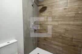 Refurbished 2 bedroom apartment with balcony to Praça Velásquez and Metro dos Combatentes - Antas - Porto Refurbished 2 bedroom apartment with balcony to Praça Velásquez and Metro dos Combatentes - Antas - Porto