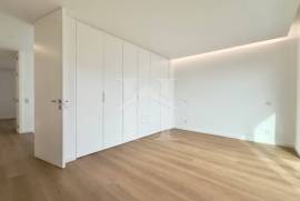 Moradia T3 em Murches com Garagem Box, Jardim e Piscina