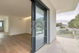 Moradia T3 em Murches com Garagem Box, Jardim e Piscina