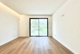 Moradia T3 em Murches com Garagem Box, Jardim e Piscina