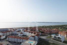 Apartamento T3 com Vista Mar em Atouguia da Baleia, Peniche