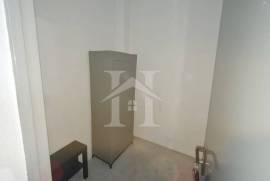 Apartamento T0 em Calhariz de Benfica no Condomínio Privado
