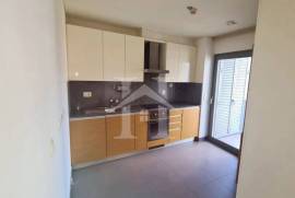Apartamento T0 em Calhariz de Benfica no Condomínio Privado