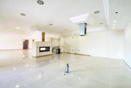 Moradia Isolada T7 em Casais da Bidoeira com 5000m de terreno