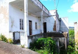3 bedroom villa to rehabilitate