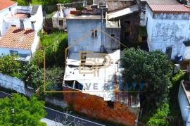 3 bedroom villa to rehabilitate