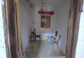3 bedroom villa to rehabilitate