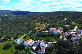 3 bedroom villa to rehabilitate