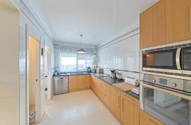 BEAUTIFUL VILLA IN ESPARTINAS, EUROPA SCHOOL AREA